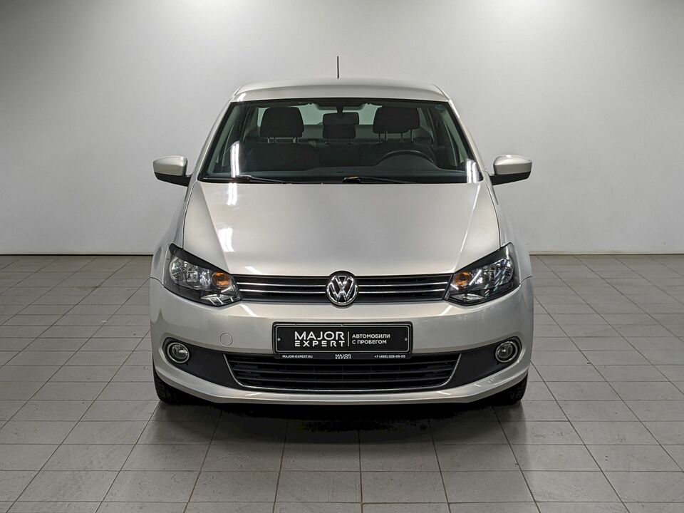 car-card-slide Volkswagen Polo 2014 93 000км фото №2