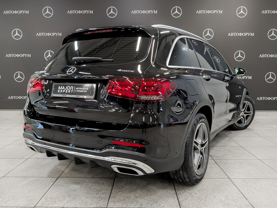 car-card-slide Mercedes-Benz GLC 2021 76 329км фото №5