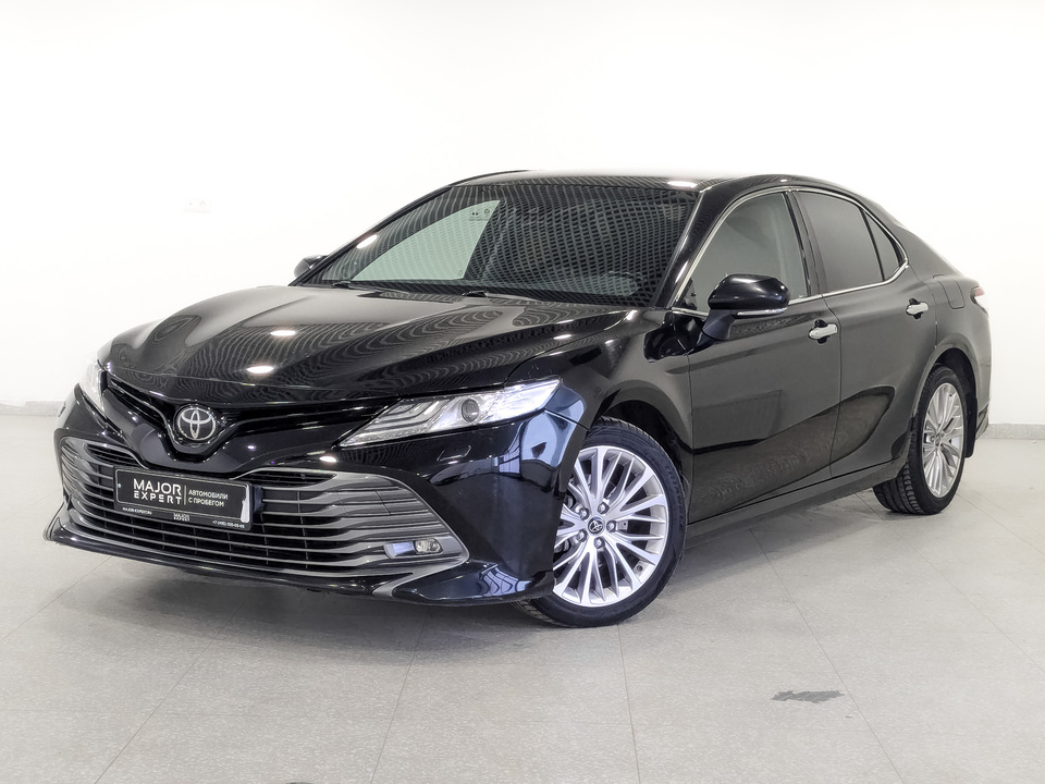 car-card-slide Toyota Camry 2019 126 890км фото №1