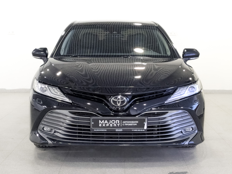 car-card-slide Toyota Camry 2019 126 890км фото №2