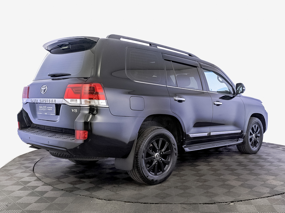 car-card-slide Toyota Land Cruiser 200 2019 121 728км фото №5