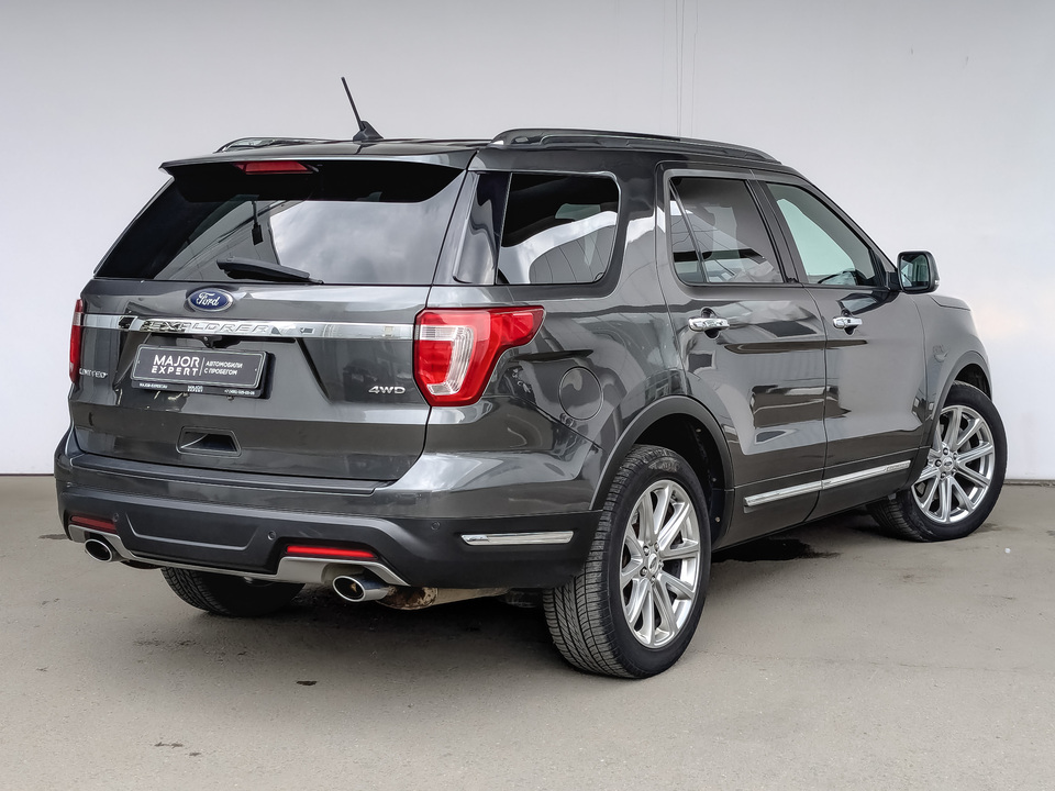 car-card-slide Ford Explorer 2018 101 700км фото №5