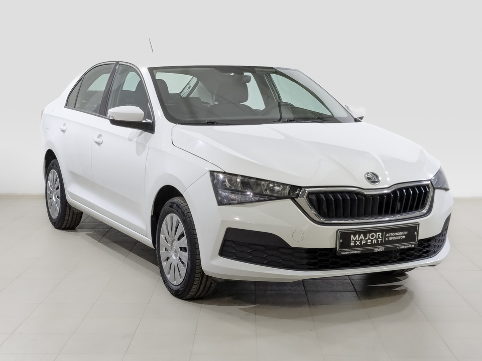 car-card-slide Skoda Rapid II 2021 160 338км фото №3