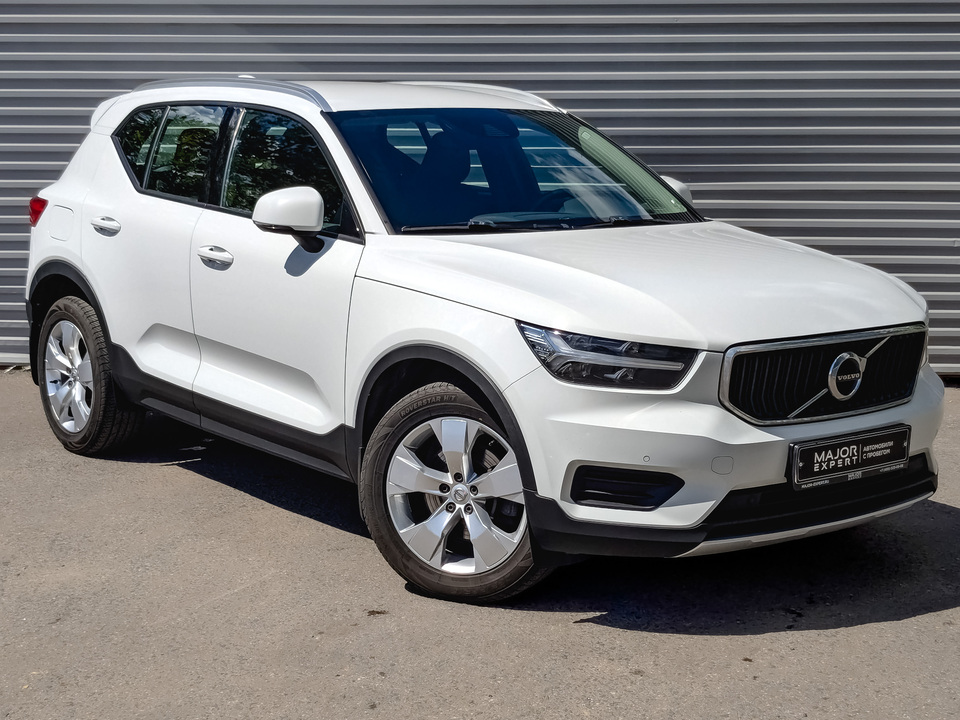 car-card-slide Volvo XC40 2020 102 734км фото №3