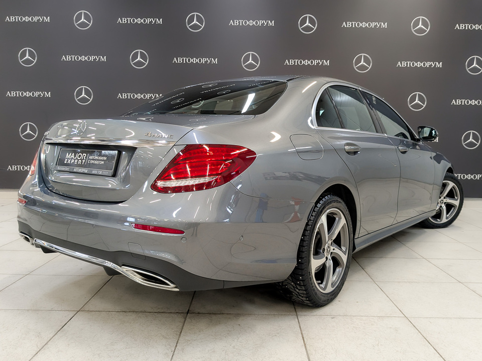 Mercedes-Benz E-Класс 2020 114 024км фото №5