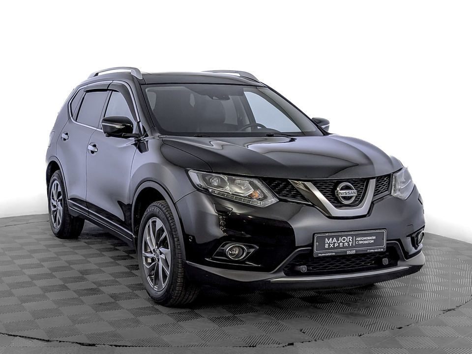car-card-slide Nissan X-Trail 2017 70 655км фото №3