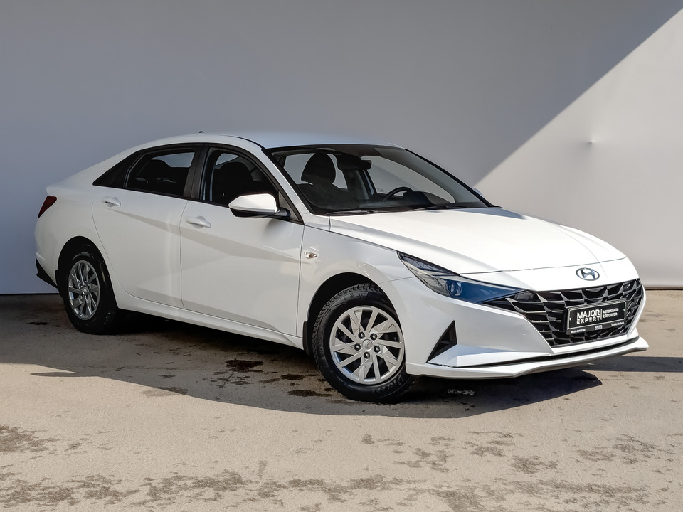 car-card-slide Hyundai Elantra 2022 44 390км фото №3