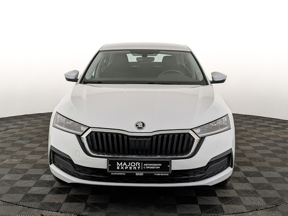 car-card-slide Skoda Octavia 2021 73 007км фото №2