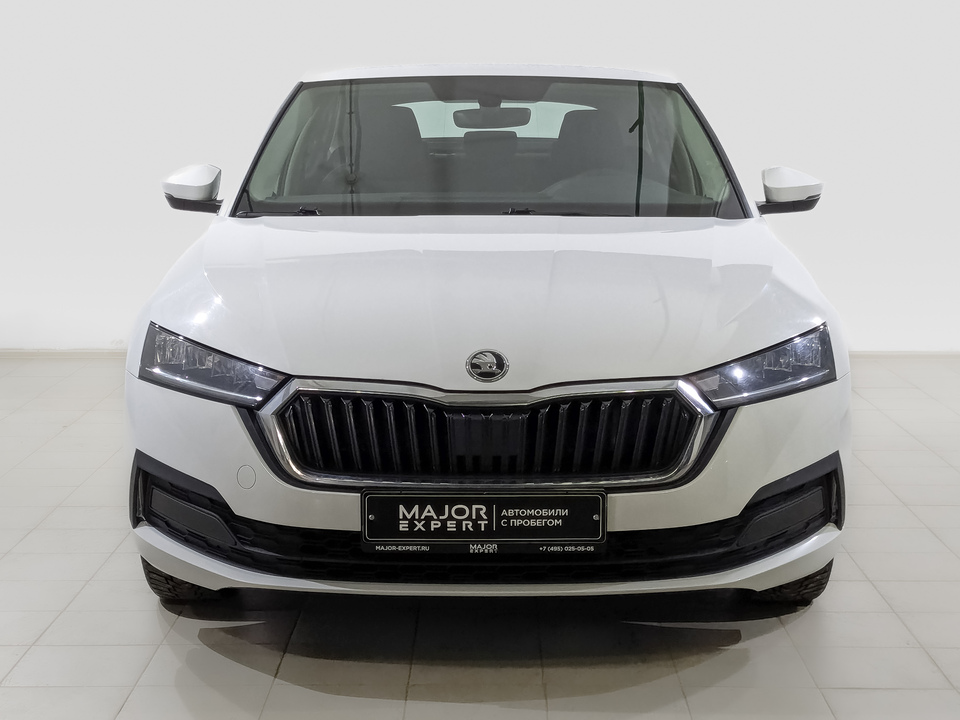 car-card-slide Skoda Octavia 2021 53 778км фото №2