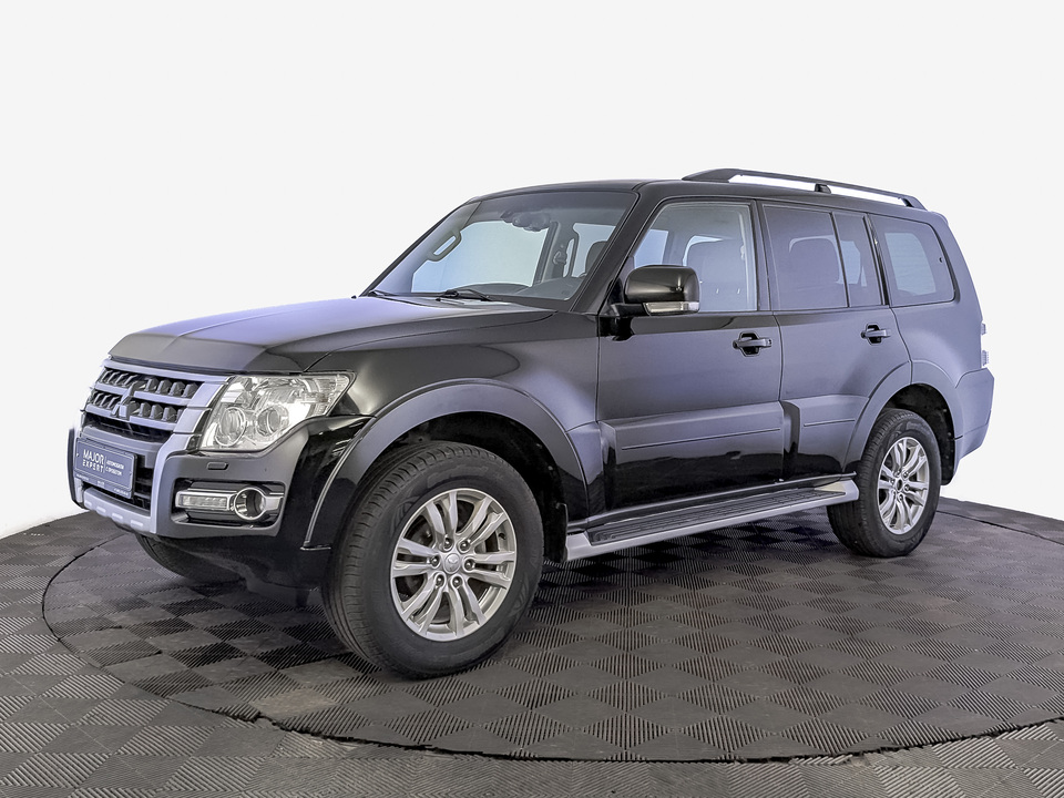car-card-slide Mitsubishi Pajero 2015 114 877км фото №1