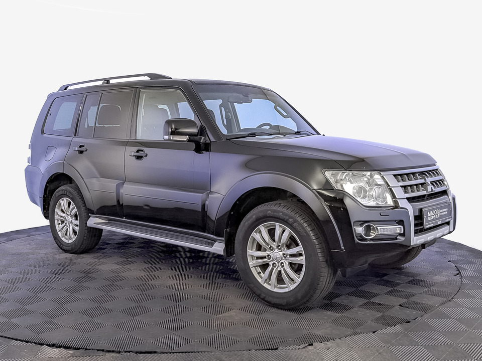 car-card-slide Mitsubishi Pajero 2015 114 877км фото №3