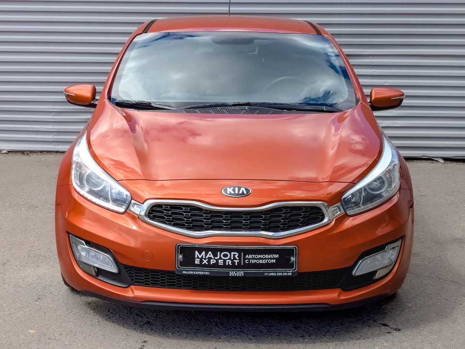 car-card-slide Kia Ceed 2013 151 811км фото №2