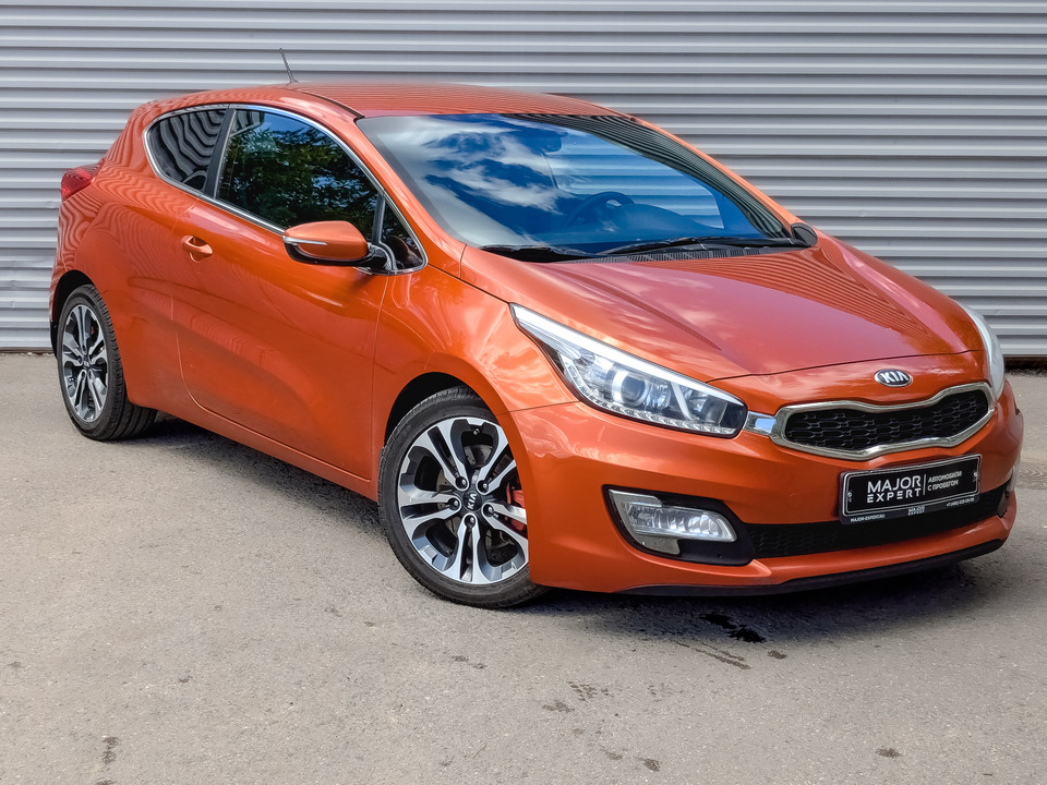 car-card-slide Kia Ceed 2013 151 811км фото №3