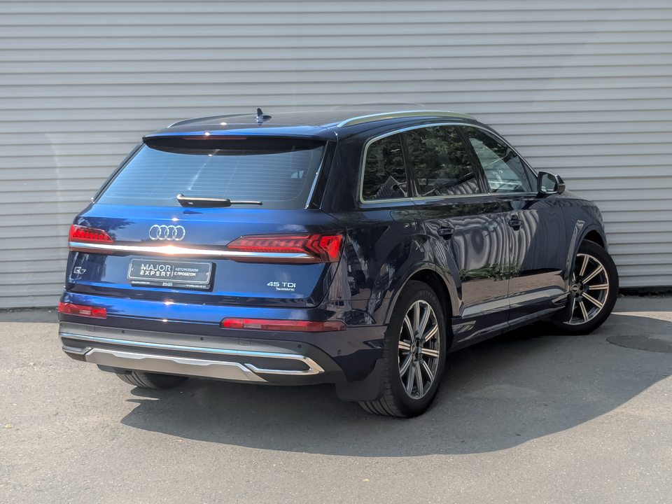Audi Q7 2022 42 699км фото №5