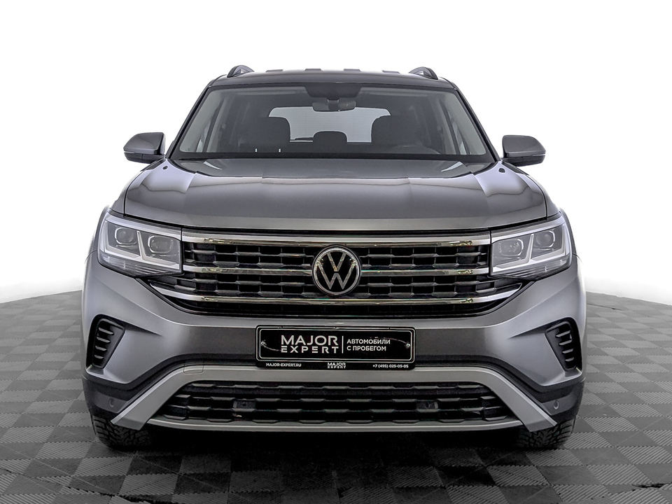 car-card-slide Volkswagen Teramont 2021 78 453км фото №2