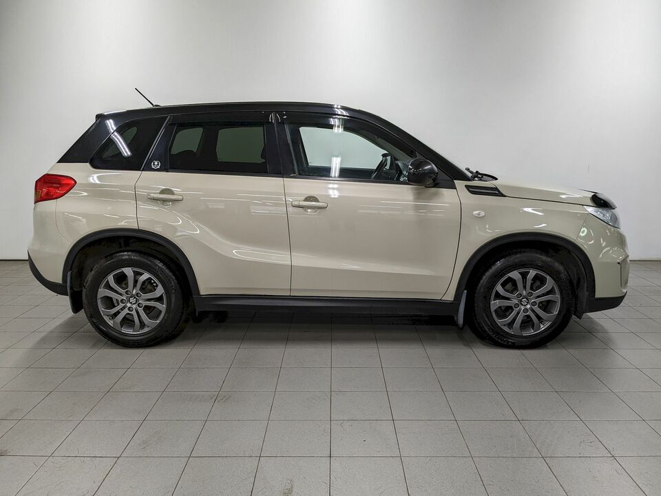 car-card-slide Suzuki Vitara 2018 123 700км фото №4