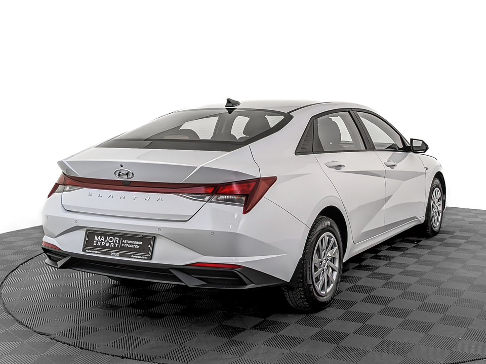 car-card-slide Hyundai Elantra 2022 70 157км фото №5