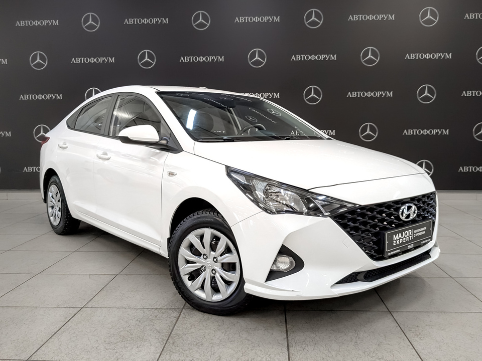 Hyundai Solaris 2022 51 658км фото №3