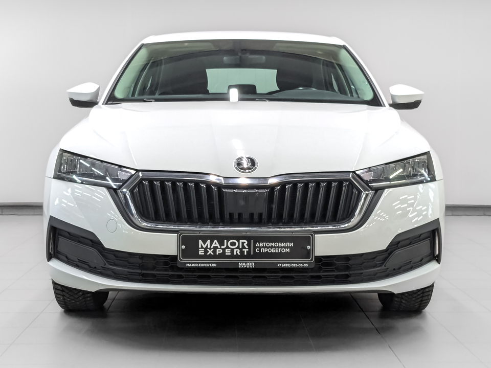 car-card-slide Skoda Octavia 2021 74 575км фото №2