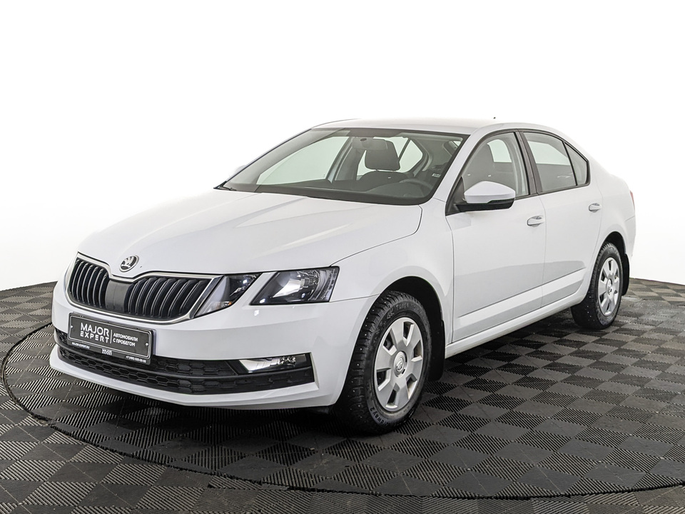 car-card-slide Skoda Octavia 2020 60 224км фото №1