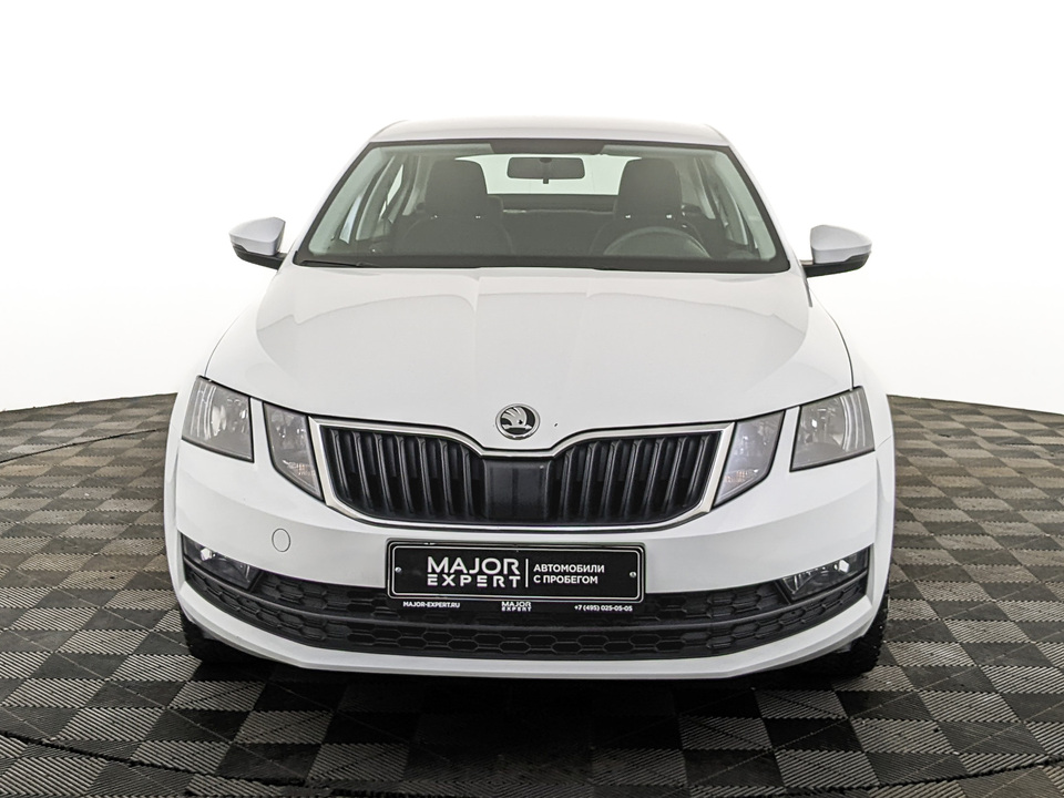 car-card-slide Skoda Octavia 2020 60 224км фото №2