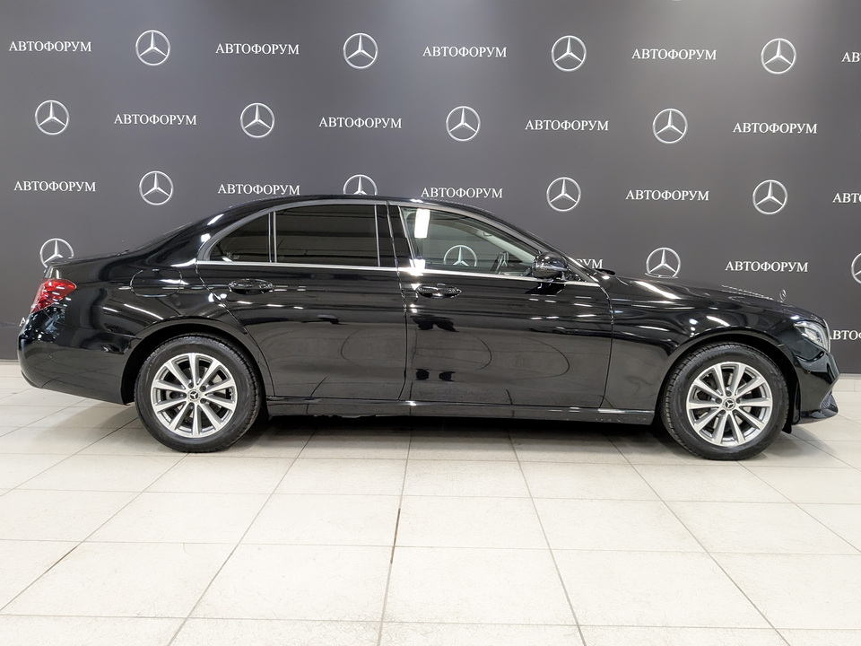 car-card-slide Mercedes-Benz E-Класс 2019 96 592км фото №4
