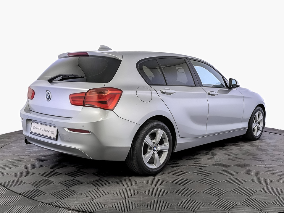 car-card-slide BMW 1 серии 2018 104 046км фото №5