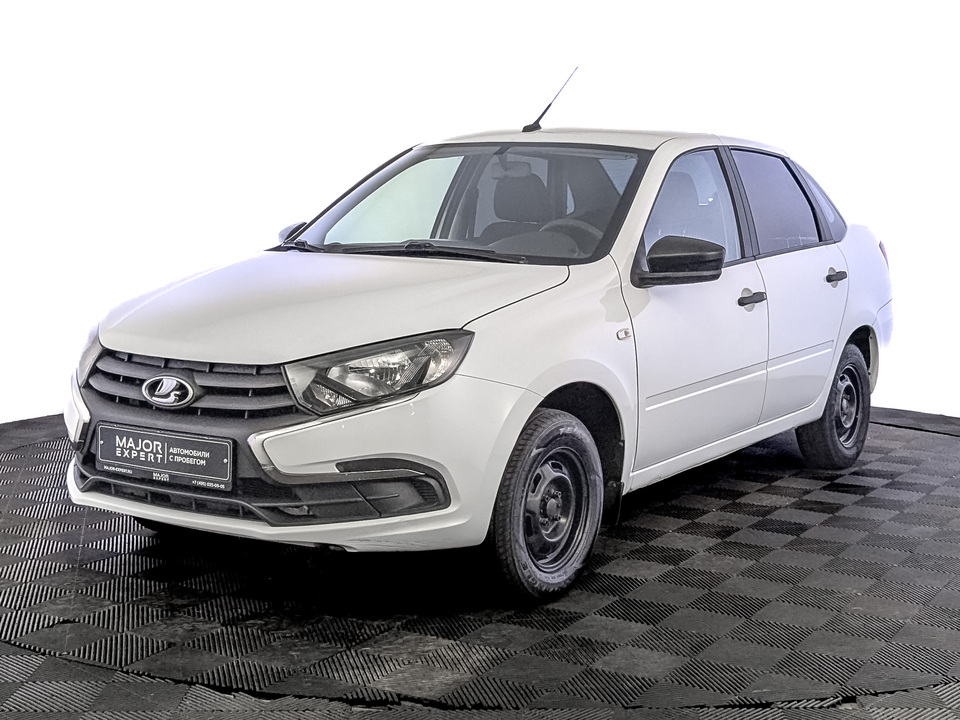 car-card-slide Lada Granta 2018 110 628км фото №1