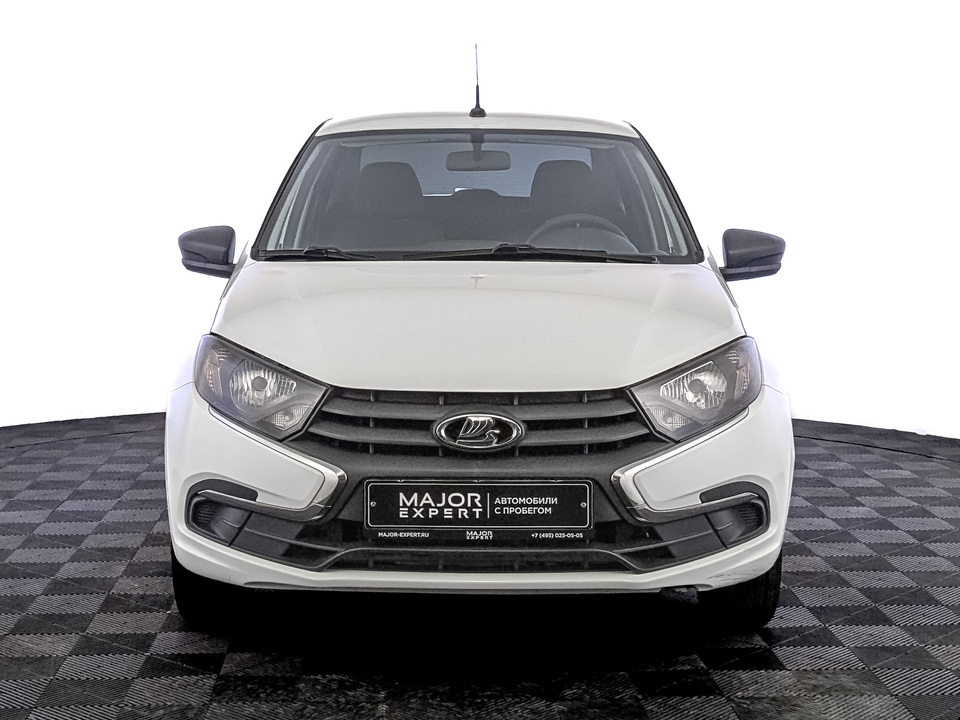 car-card-slide Lada Granta 2018 110 628км фото №2