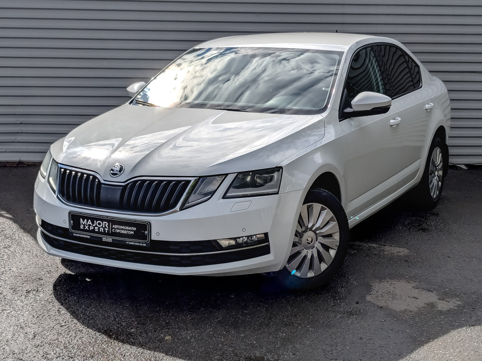 car-card-slide Skoda Octavia 2020 134 101км фото №1