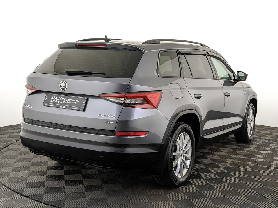 car-card-slide Skoda Kodiaq 2019 92 984км фото №5