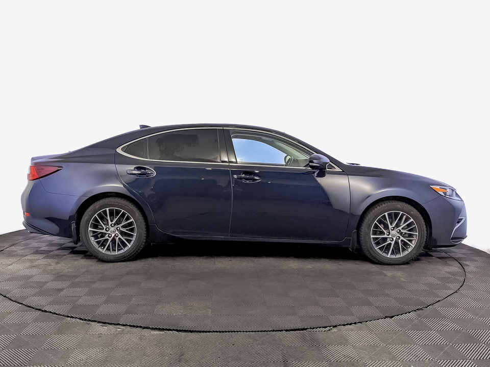 car-card-slide Lexus ES 2017 183 749км фото №4