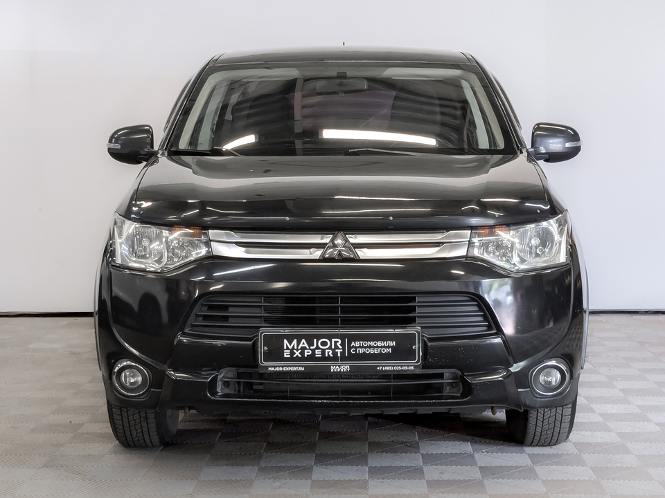 car-card-slide Mitsubishi Outlander 2014 83 375км фото №2