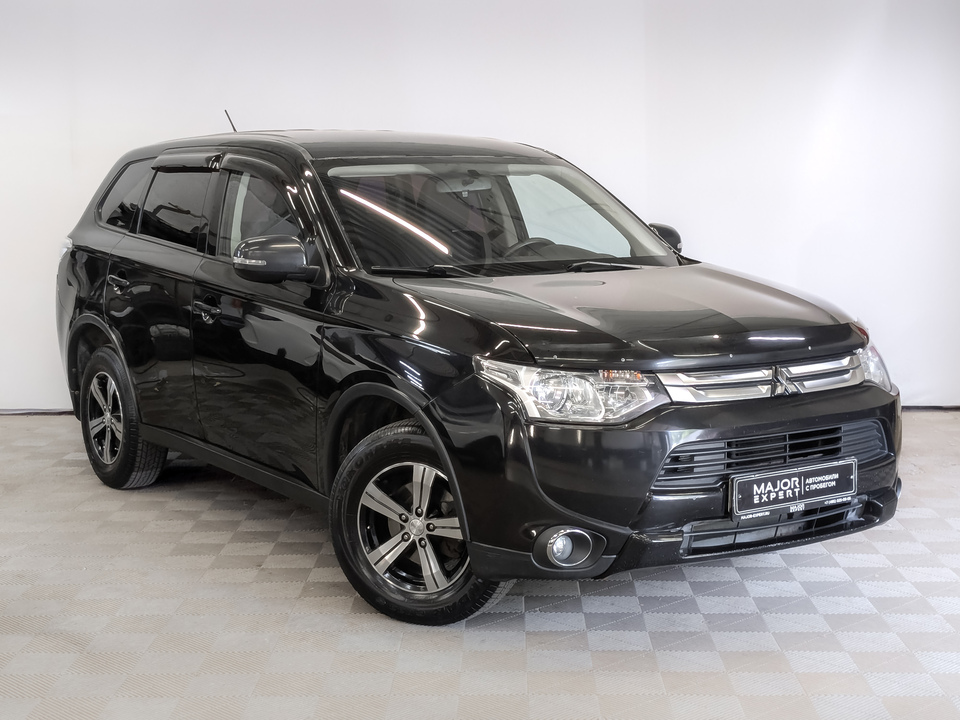 car-card-slide Mitsubishi Outlander 2014 83 375км фото №3