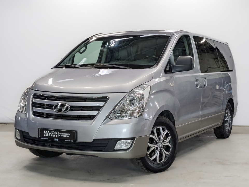 car-card-slide Hyundai Grand Starex 2017 98 892км фото №1