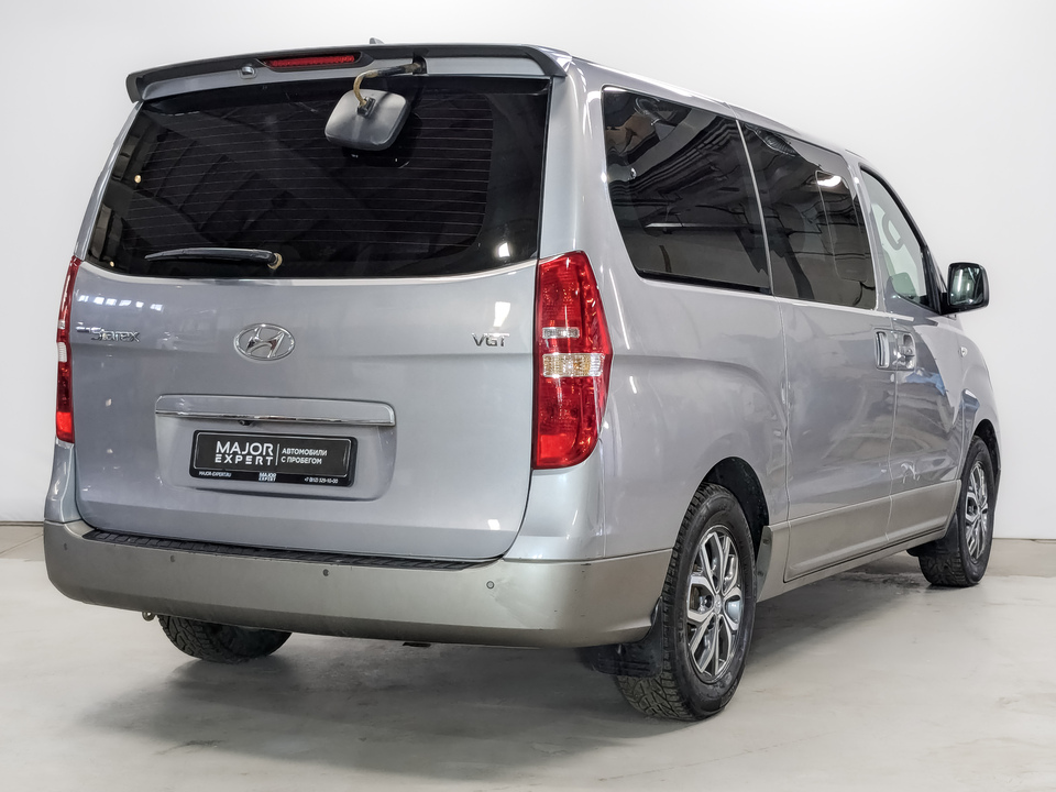 car-card-slide Hyundai Grand Starex 2017 98 892км фото №5