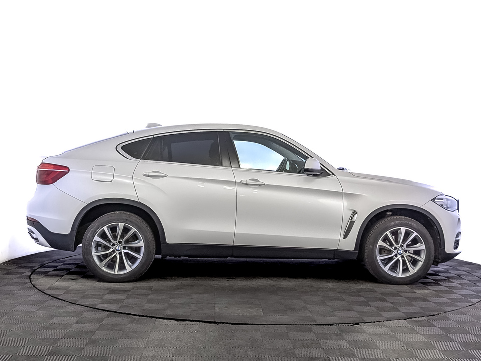 car-card-slide BMW X6 2019 77 015км фото №4