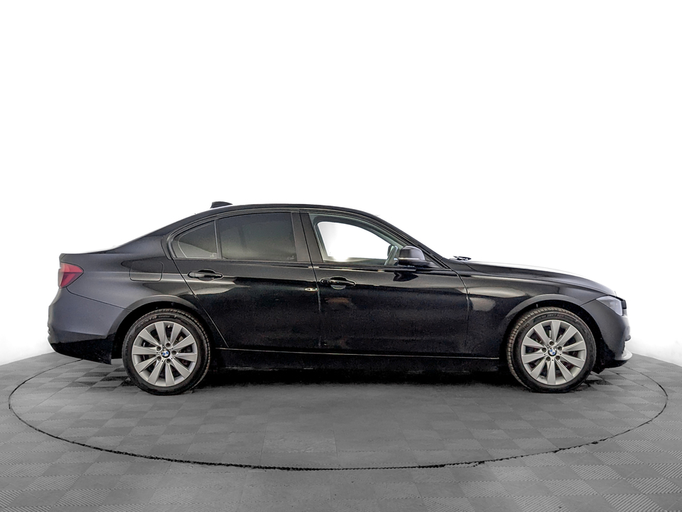 car-card-slide BMW 3 серии 2018 99 497км фото №4
