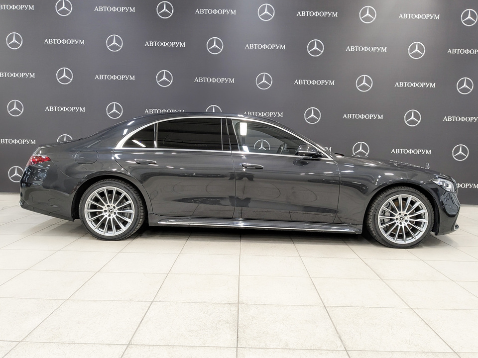 Mercedes-Benz S-Класс 2022 120 596км фото №4