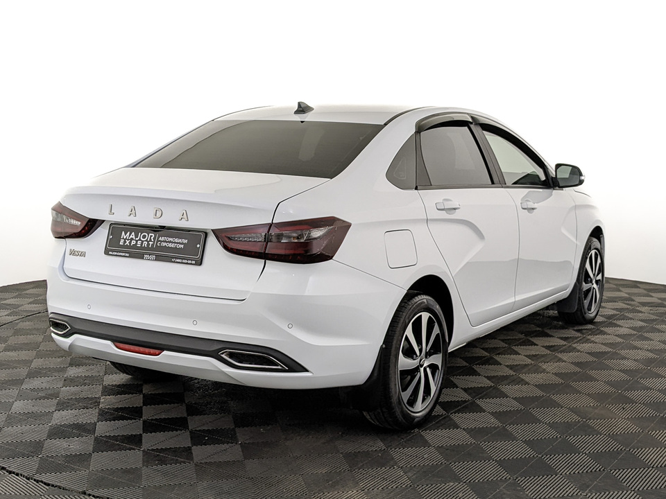 car-card-slide Lada Vesta 2023 23 247км фото №5