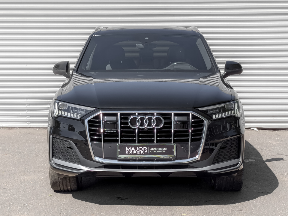 car-card-slide Audi Q7 2023 39 908км фото №2