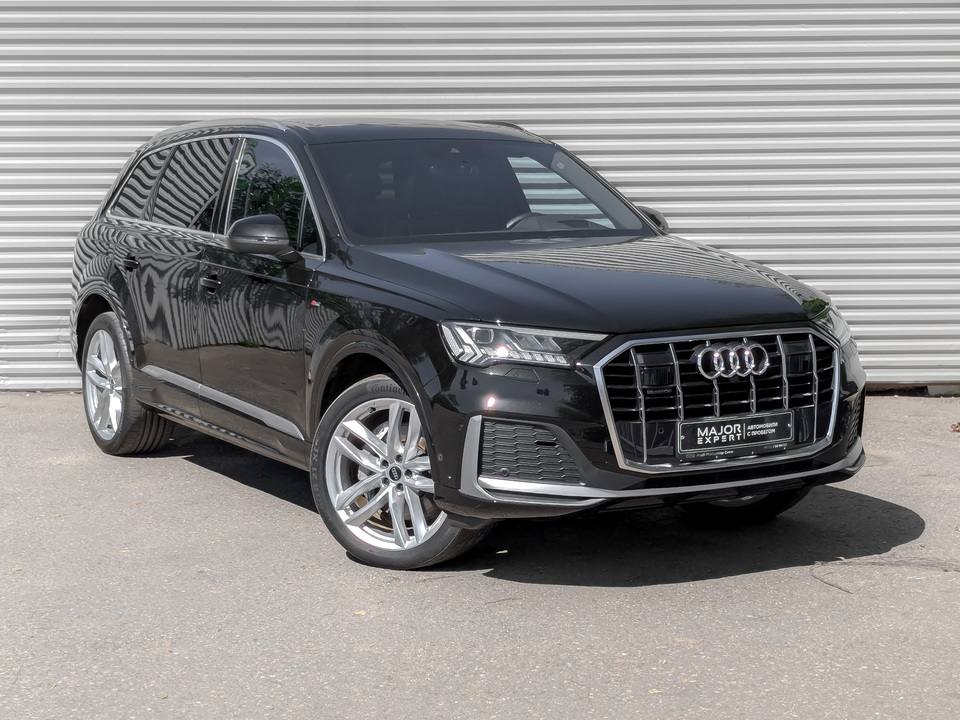 car-card-slide Audi Q7 2023 39 908км фото №3