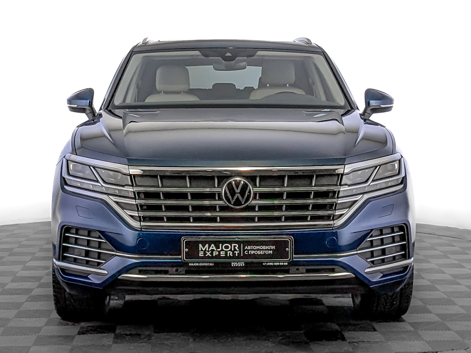 car-card-slide Volkswagen Touareg 2022 39 978км фото №2