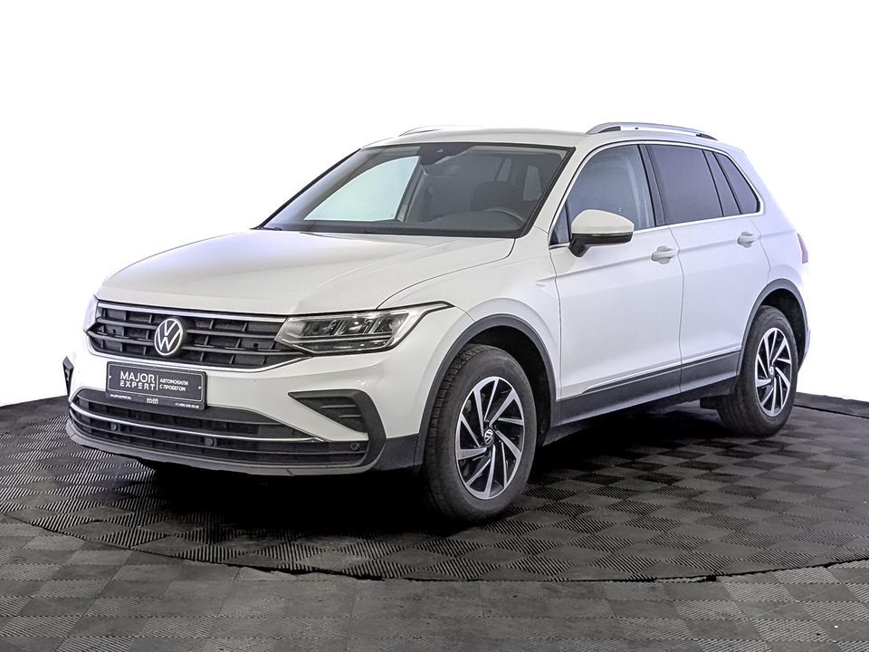 car-card-slide Volkswagen Tiguan 2021 115 730км фото №1