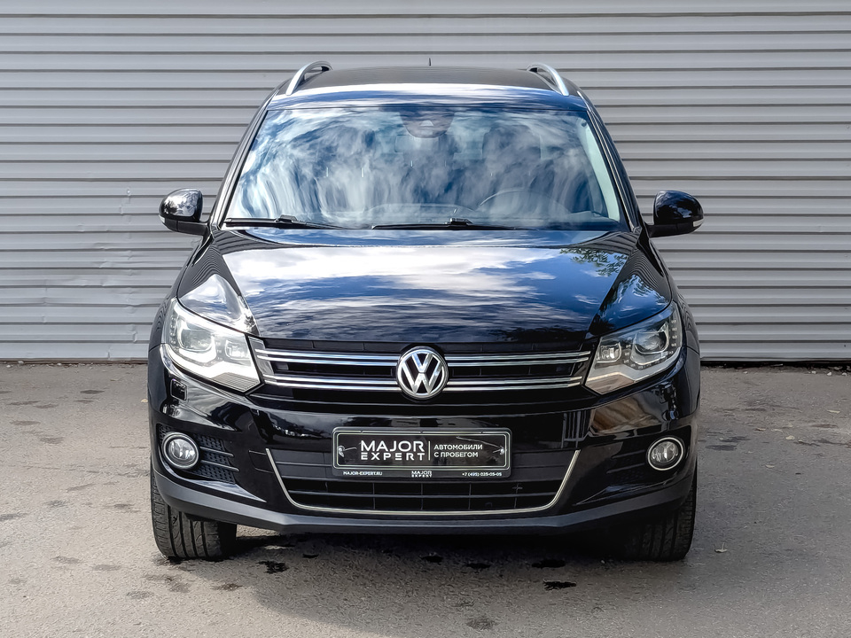car-card-slide Volkswagen Tiguan 2015 92 076км фото №2