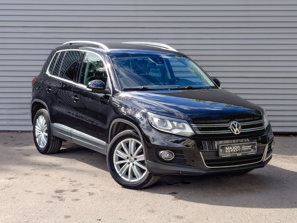 car-card-slide Volkswagen Tiguan 2015 92 076км фото №3
