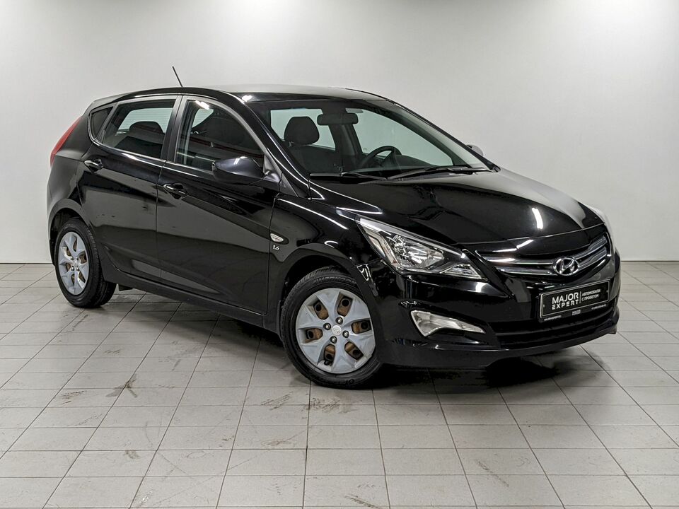 car-card-slide Hyundai Solaris 2015 68 850км фото №3