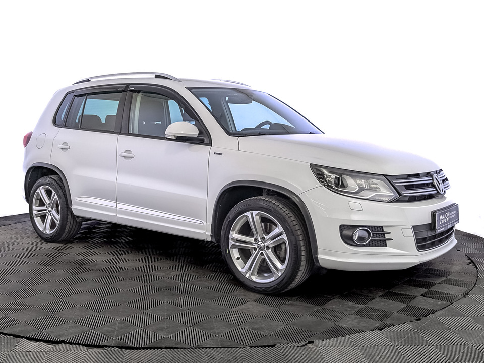 car-card-slide Volkswagen Tiguan 2016 138 725км фото №3