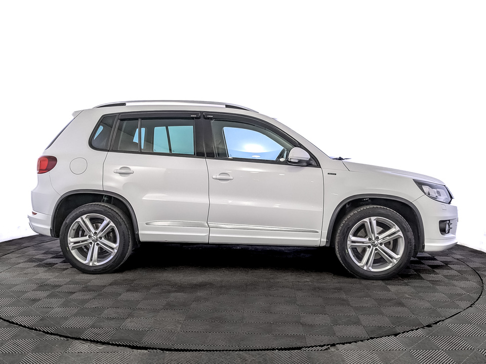 car-card-slide Volkswagen Tiguan 2016 138 725км фото №4