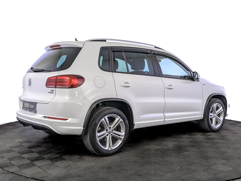 car-card-slide Volkswagen Tiguan 2016 138 725км фото №5